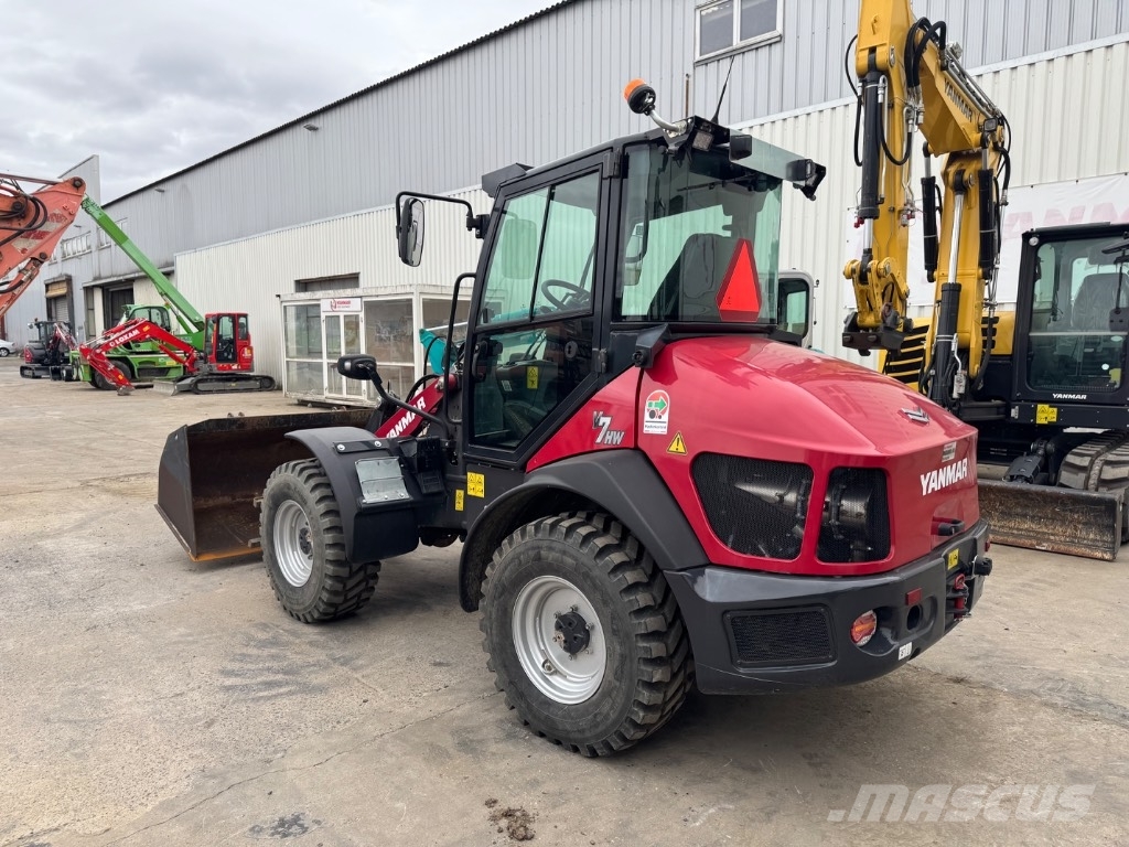 Yanmar V7HW (00128) Gumikerekes homlokrakodók