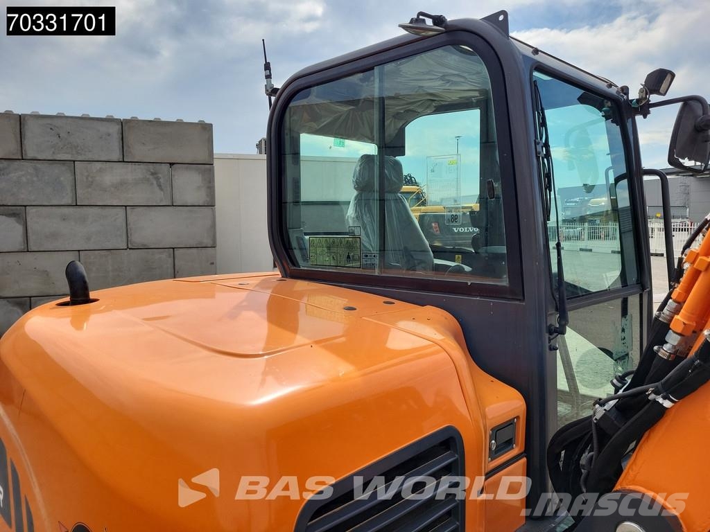 Doosan DX85 R-3 A/C - 2 Buckets Miniexcavadoras