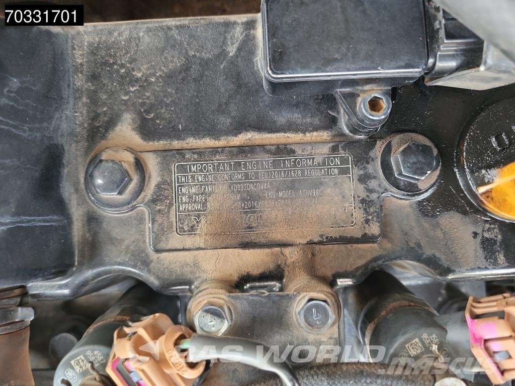 Doosan DX85 R-3 A/C - 2 Buckets Miniexcavadoras