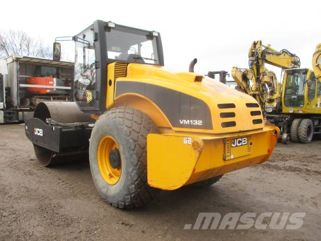 JCB VM 132 115 116 117 Jordvibrationstromler