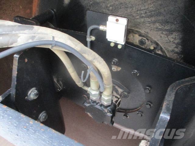 JCB VM 132 115 116 117 Jordvibrationstromler