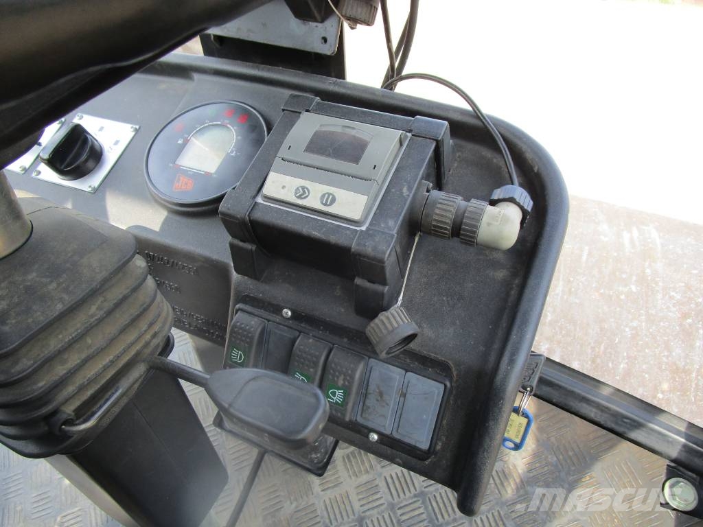 JCB VM 132 115 116 117 Jordvibrationstromler