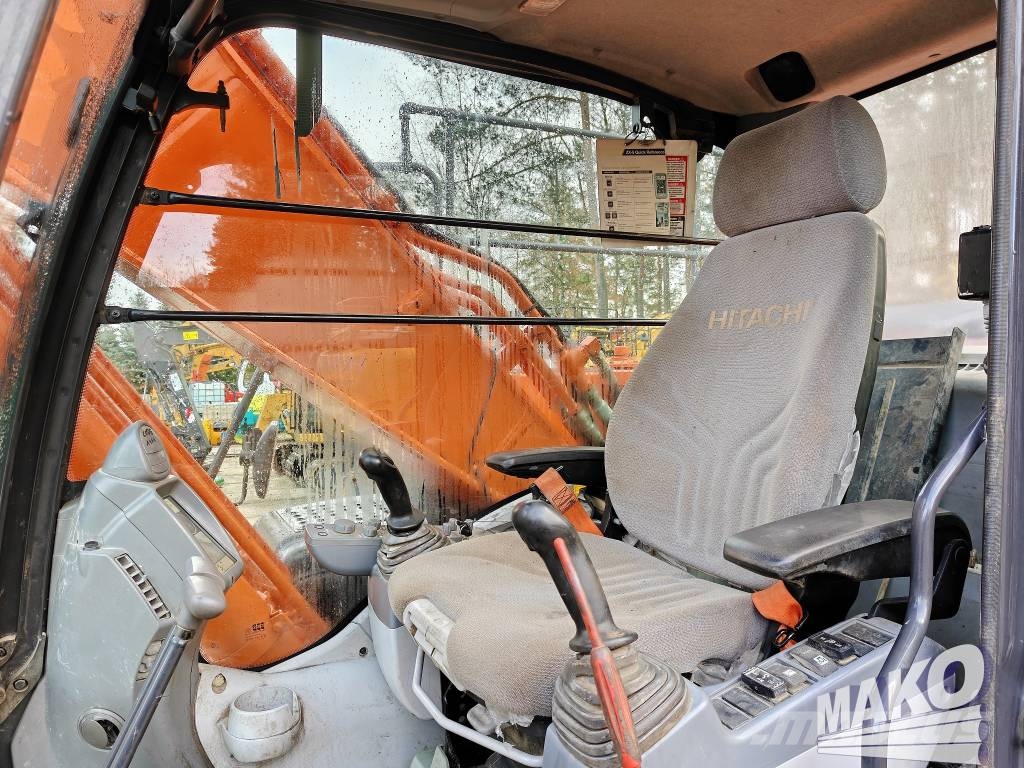 Hitachi ZX 210 LC-5B Rupsgraafmachines