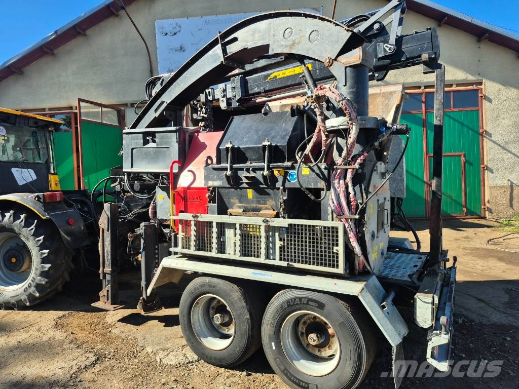 RĘBAK MUS MAX WOOD TERMINATOR 8 XL Broyeur de végétaux