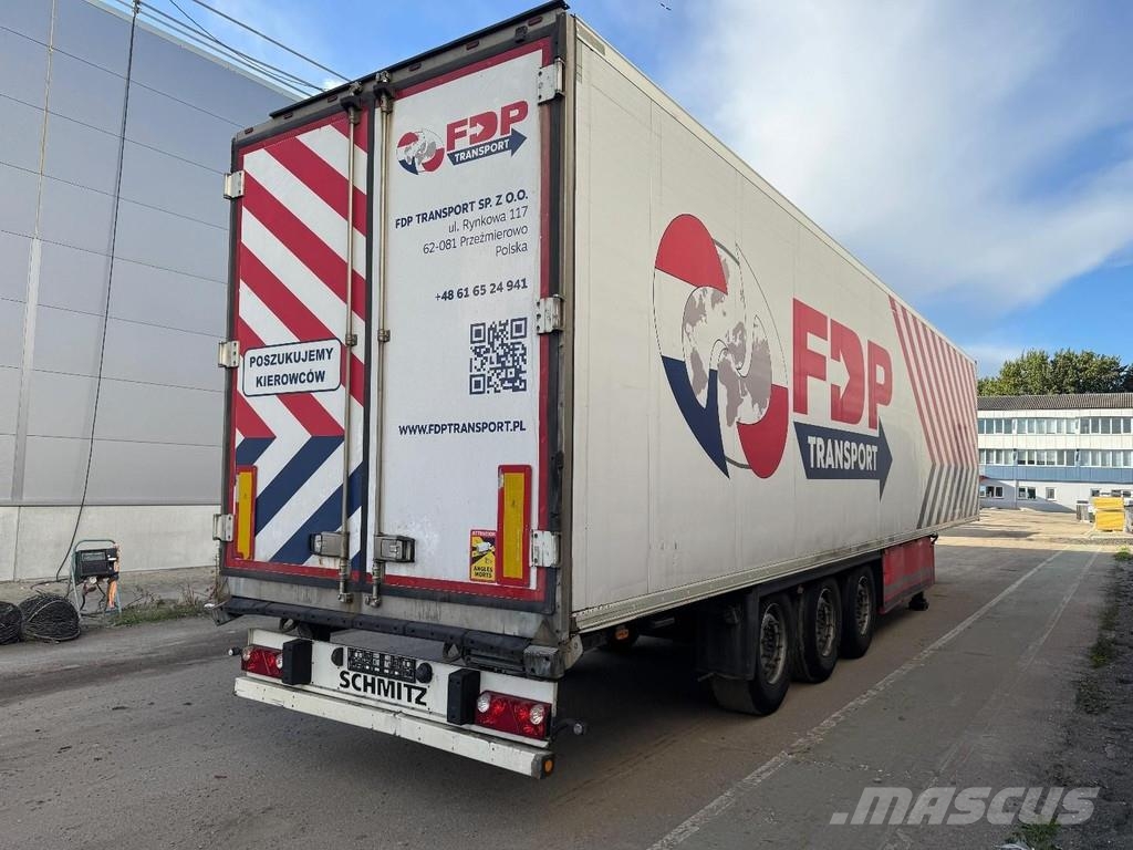 Schmitz Cargobull SCB S3B THERMO KING - 3 AXLE SCHMITZ TRAILER Напівпричепи-рефрижератори