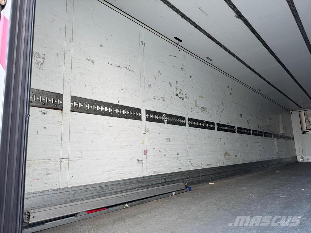 Schmitz Cargobull SCB S3B THERMO KING - 3 AXLE SCHMITZ TRAILER Kühlauflieger