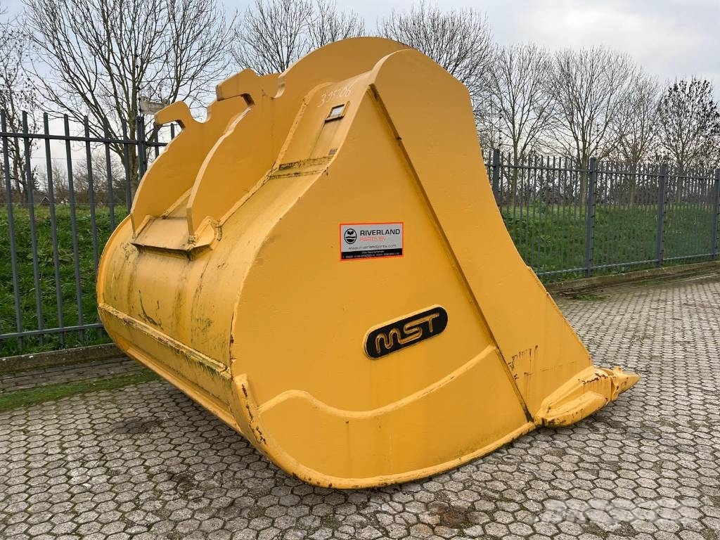 MST CW70 Rock Bucket Buckets