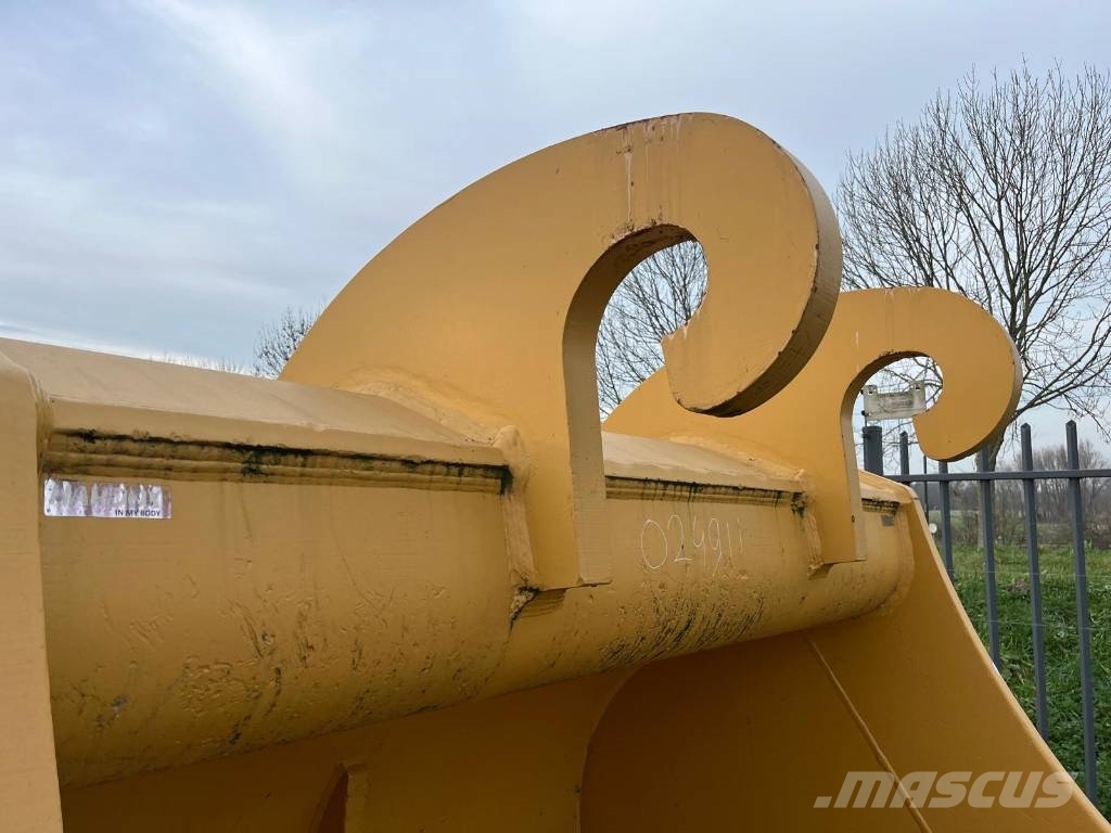 MST CW70 Rock Bucket Buckets