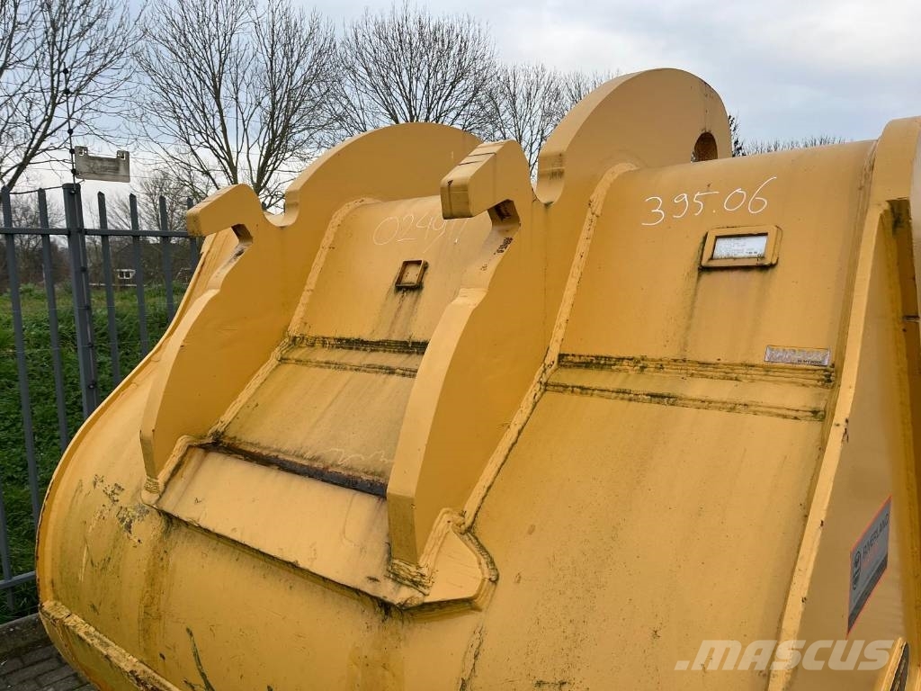MST CW70 Rock Bucket Buckets
