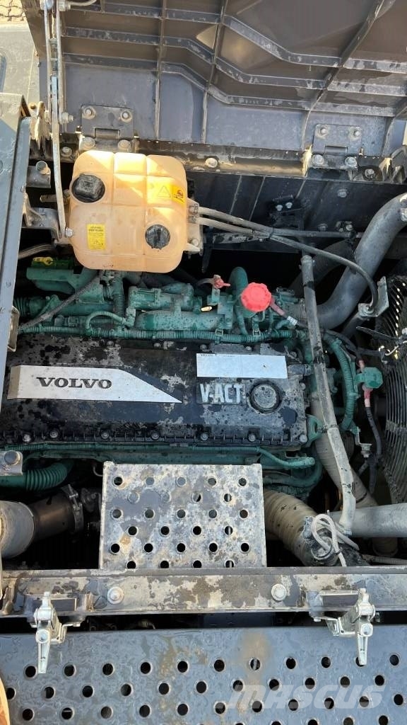 Volvo EC300EL Beltegraver