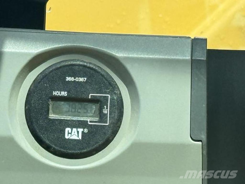 CAT 325 FL CR Escavatori speciali