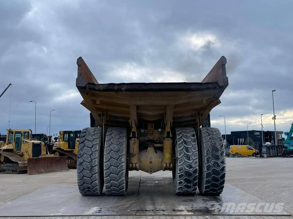 CAT 773B Camiones de volteo rigidos