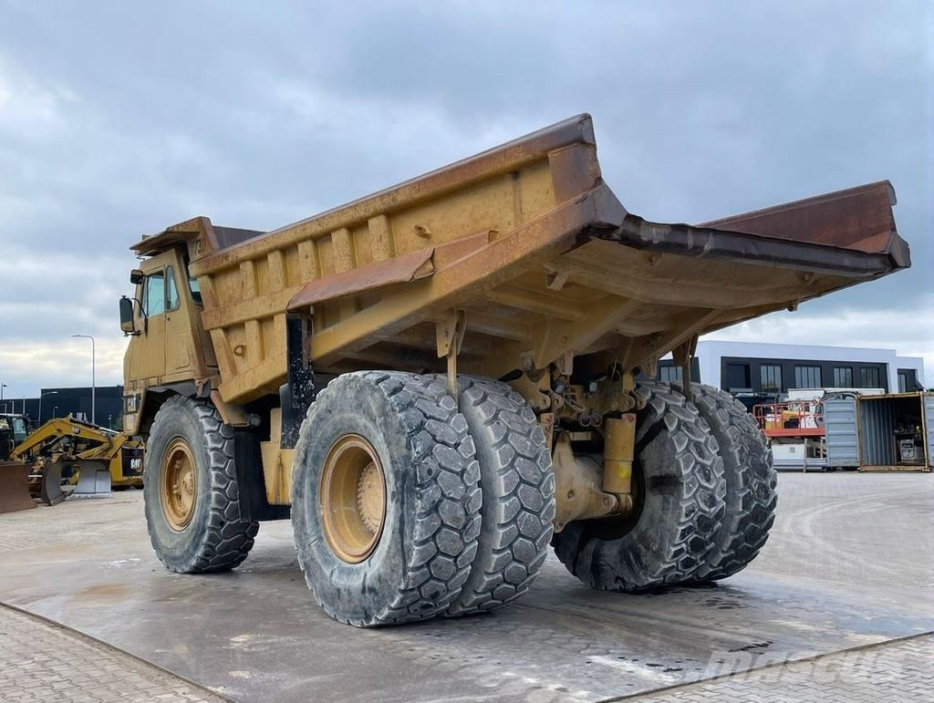 CAT 773B Camiones de volteo rigidos