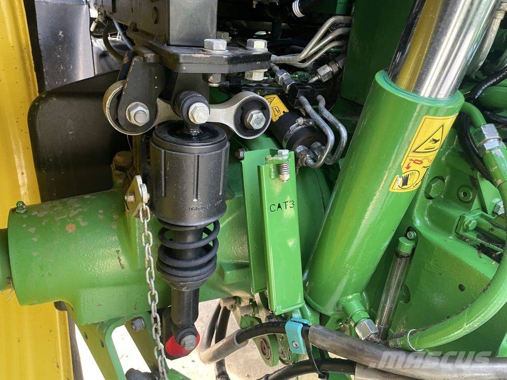 John Deere 6120 M Tractors