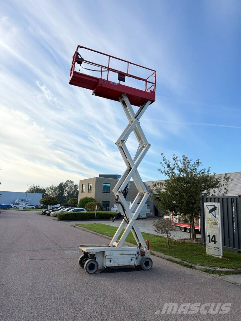 JLG 2032  ES schaar hoogwerker 8 meter Piattaforme a pantografo