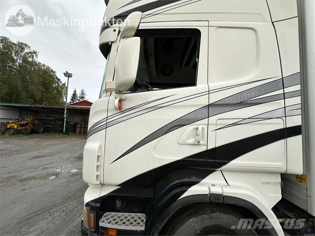 Scania R560LB6X2*4MNB Van Body Trucks