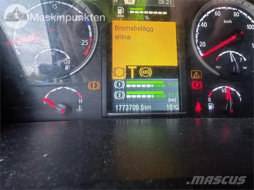 Scania R560LB6X2*4MNB Van Body Trucks