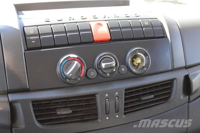 Iveco Eurocargo 160E22 CS750 – 009 شاحنات بدرجة حرارة قابلة للضبط