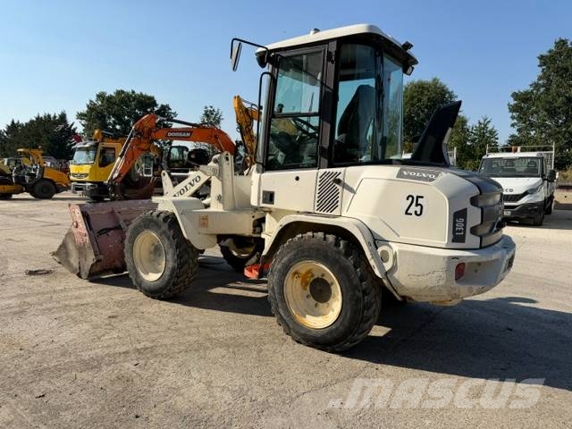 Volvo L 30 Hjullastare