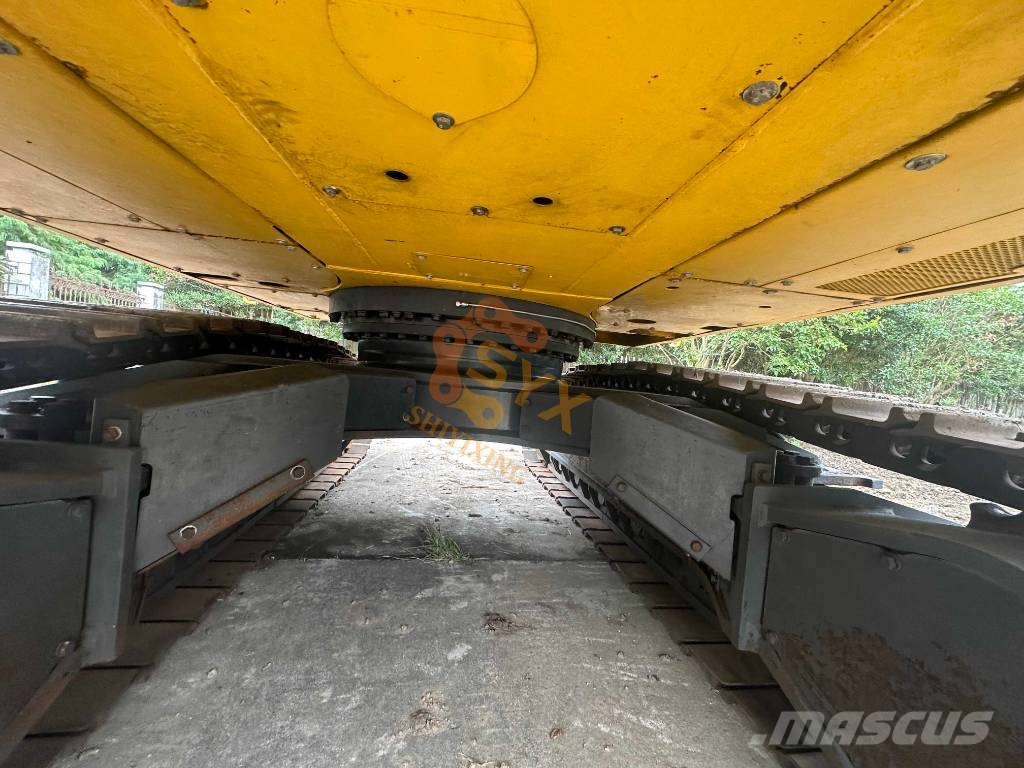 Komatsu PC 450 LC-8 Pelle sur chenilles