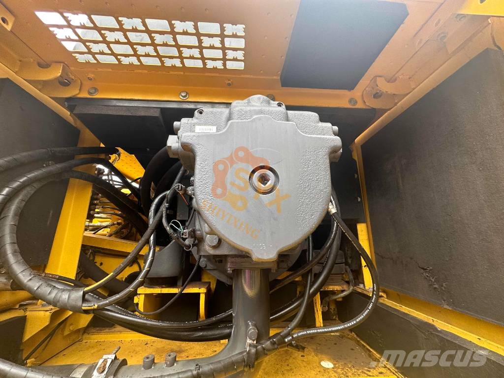 Komatsu PC 450 LC-8 Pelle sur chenilles