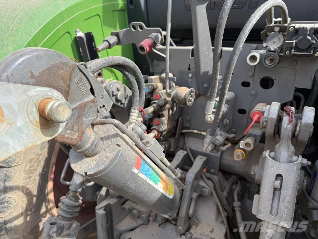 Fendt 720 Profi Plus Traktori