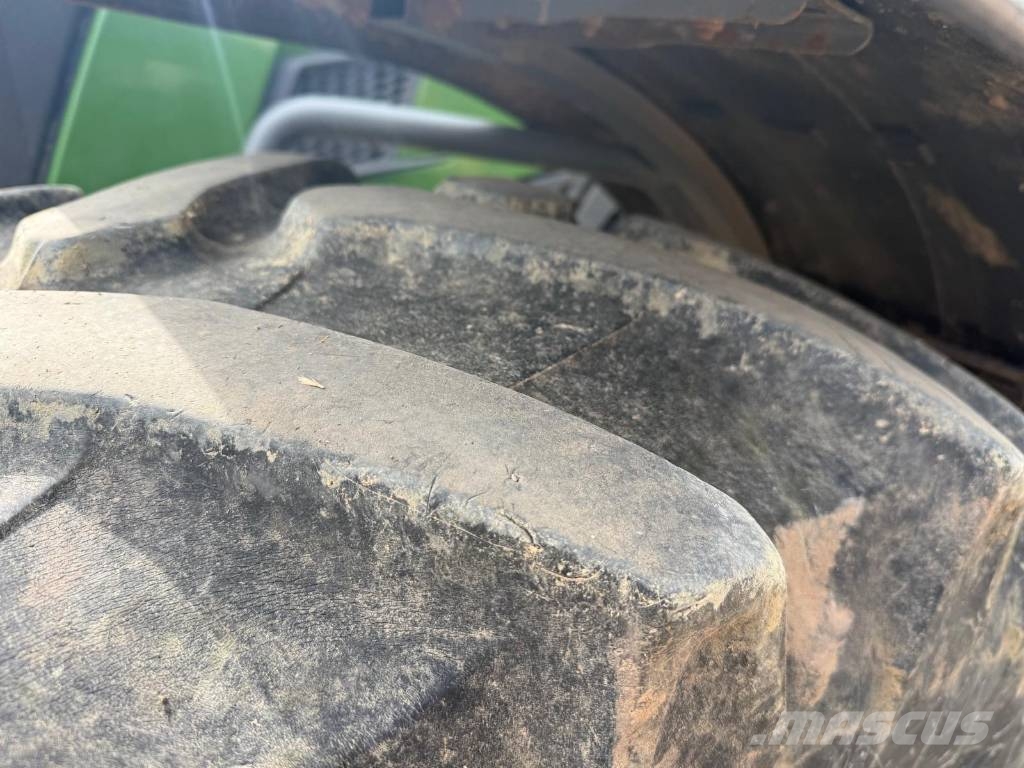 Fendt 720 Profi Plus Traktori