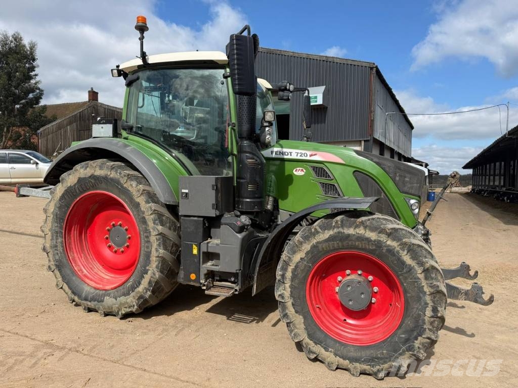 Fendt 720 Profi Plus Traktori