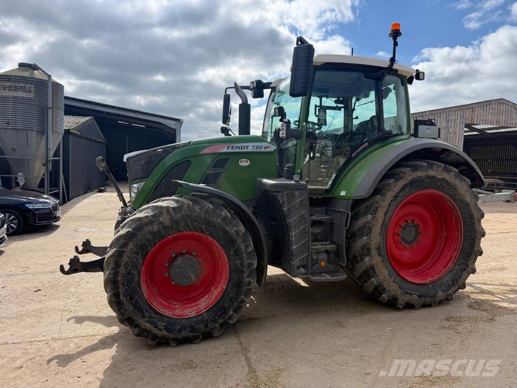Fendt 720 Profi Plus Traktori