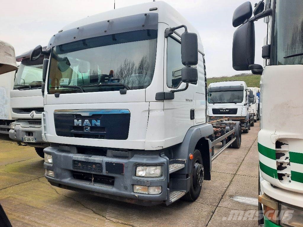 MAN TGM 15.290 4X2 LL Cable lift demountable trucks