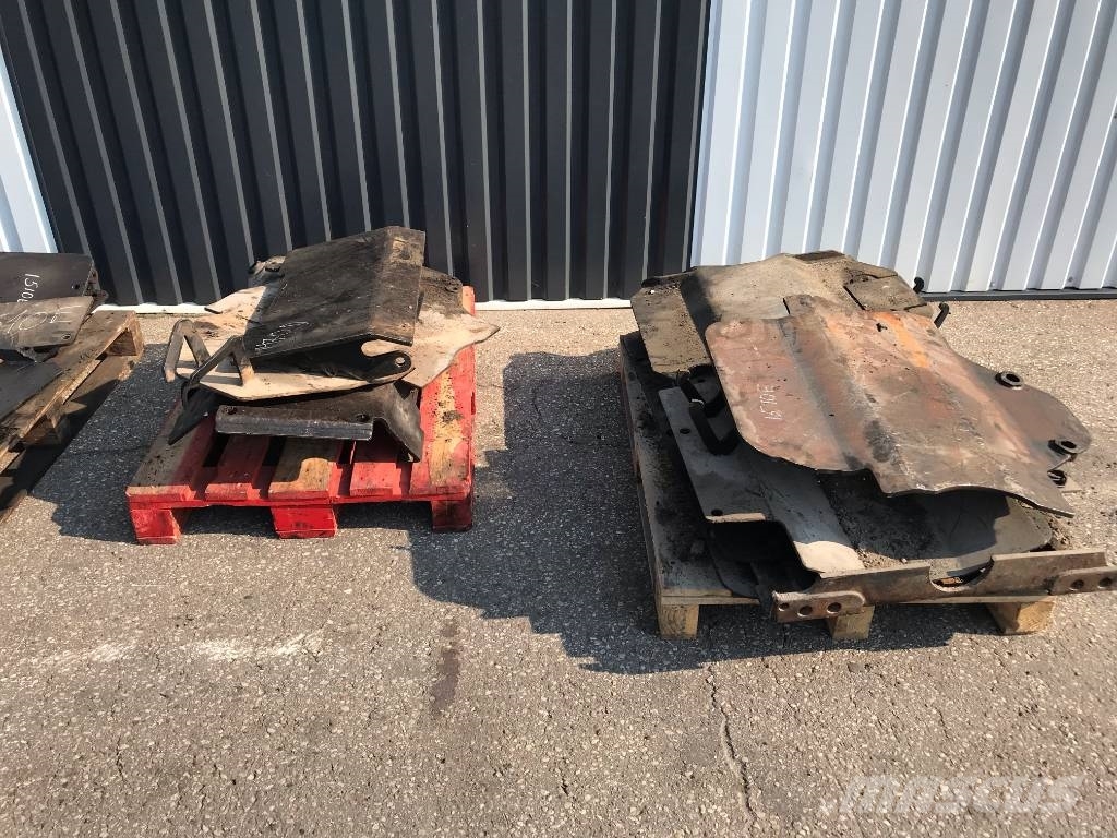  JOHN DEERE,PONSSE,KOMATSU ALL MODELS UNDERBODY ARM الشاسيه والتعليق
