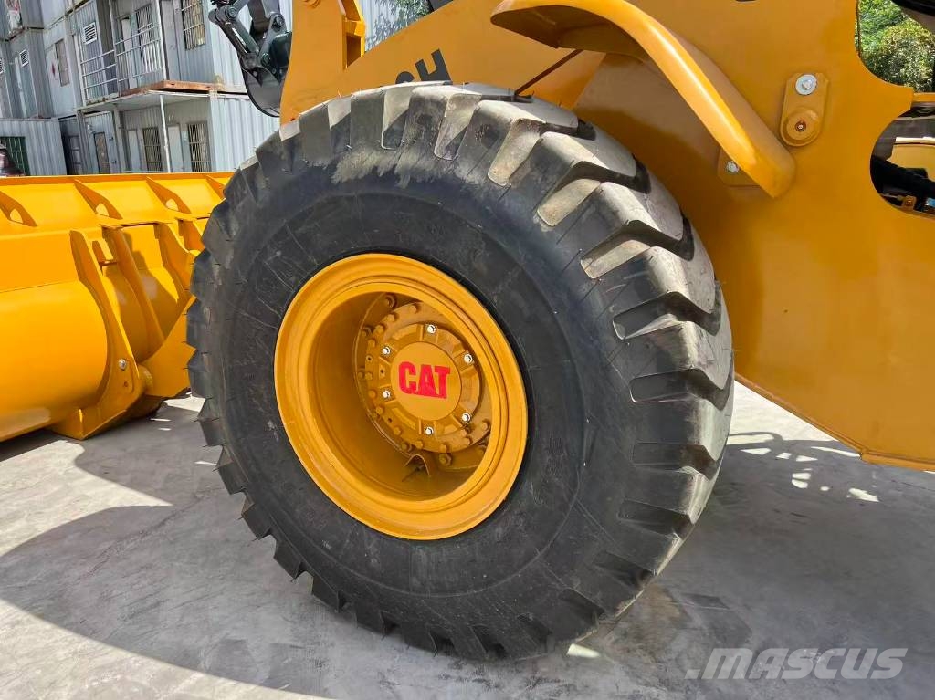 CAT 966H Kolesni nakladalci