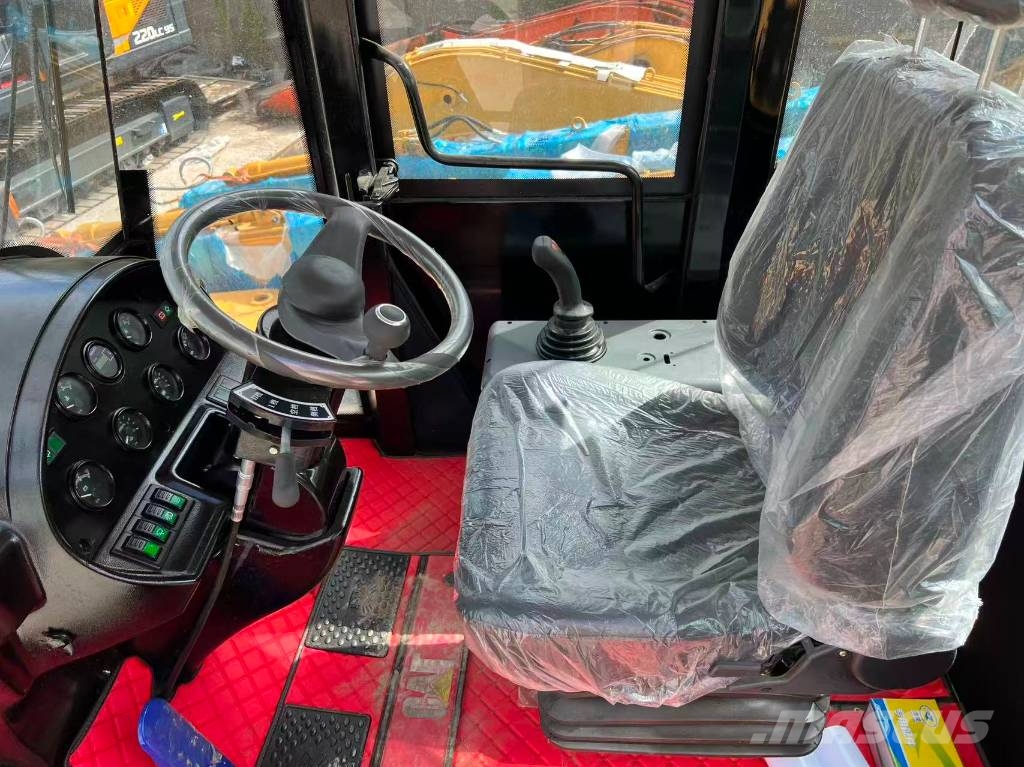 CAT 966H Kolesni nakladalci