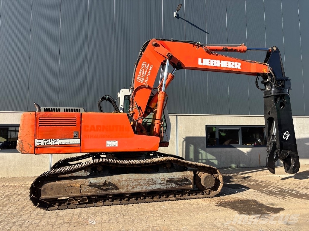 Liebherr R 922 HD S L with LaBounty Shear Kāpurķēžu ekskavatori
