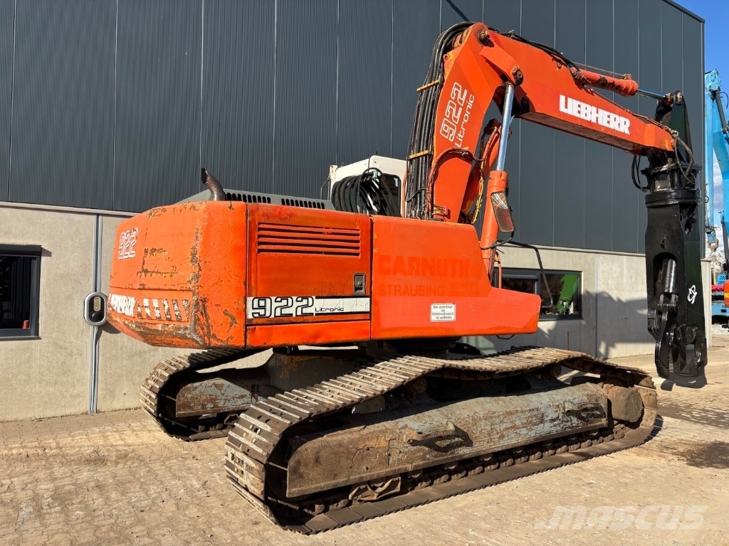 Liebherr R 922 HD S L with LaBounty Shear Kāpurķēžu ekskavatori