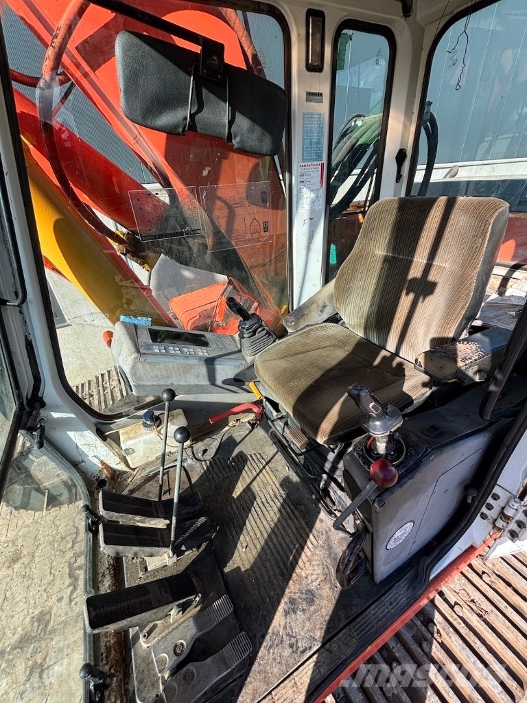 Liebherr R 922 HD S L with LaBounty Shear Kāpurķēžu ekskavatori