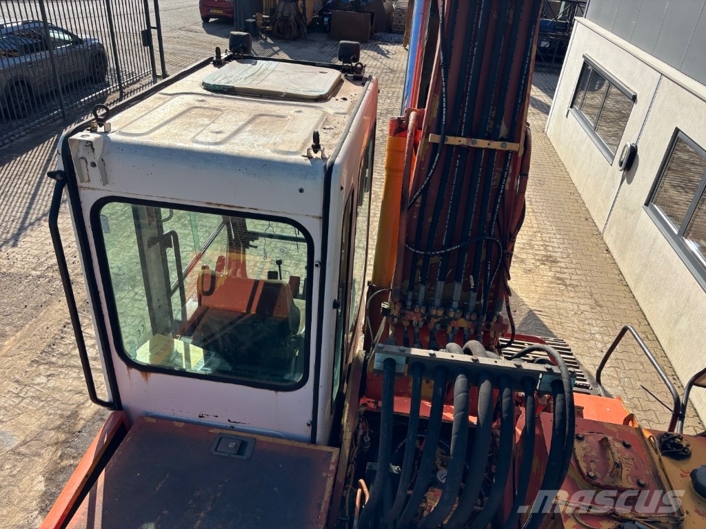 Liebherr R 922 HD S L with LaBounty Shear Kāpurķēžu ekskavatori