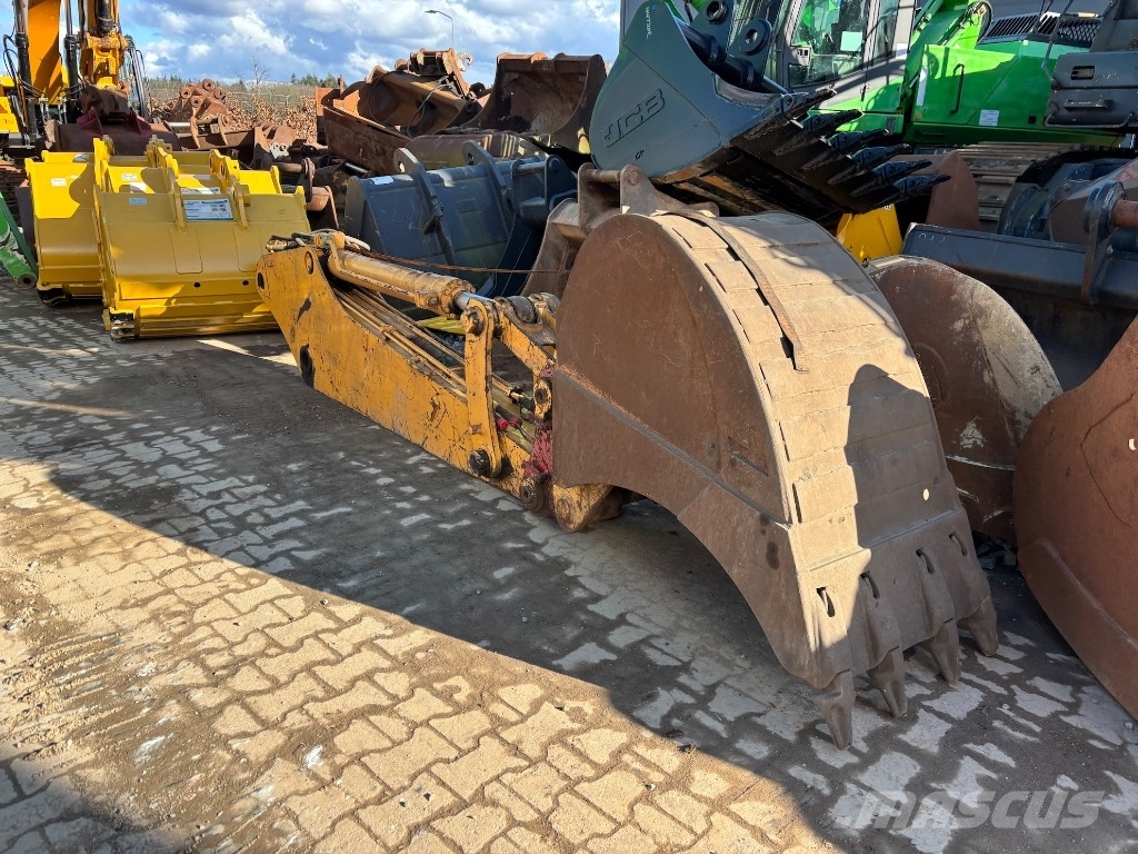 Liebherr R 922 HD S L with LaBounty Shear Kāpurķēžu ekskavatori