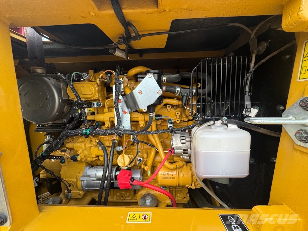 CAT 308 CR VAB Малые экскаваторы 7т-12т