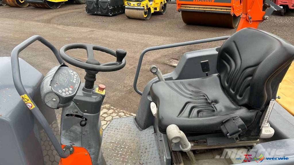 Hamm HD14TT Rouleaux à pneumatiques