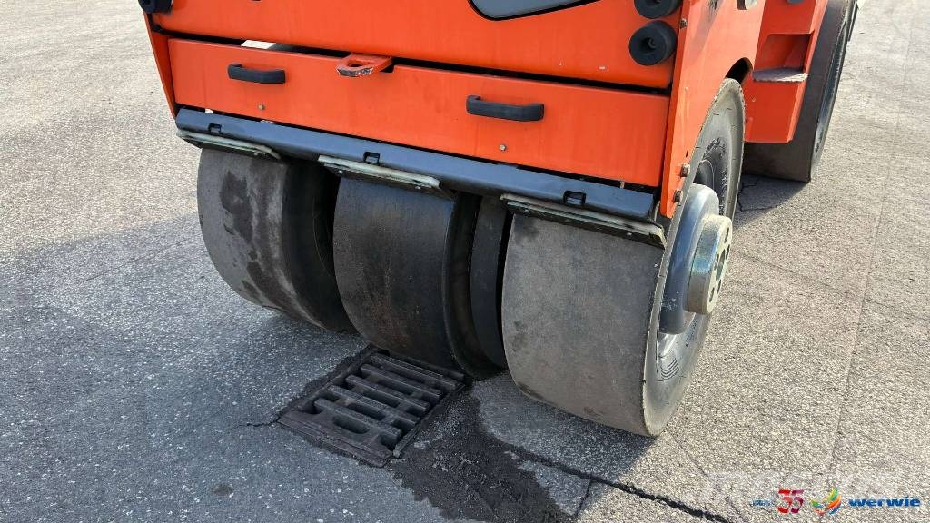 Hamm HD14TT Pneumatikové valce