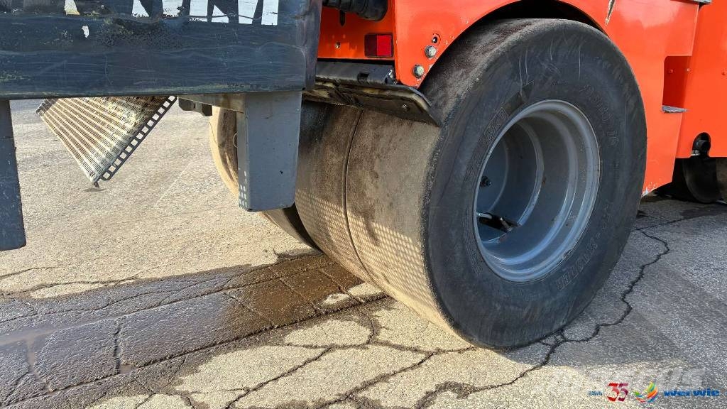 Hamm HD14TT Pneumatikové valce