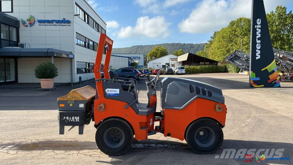 Hamm HD14TT Pneumatikové valce