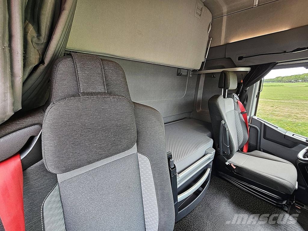 Renault T 480 X-LOW MEGA وحدات الجر