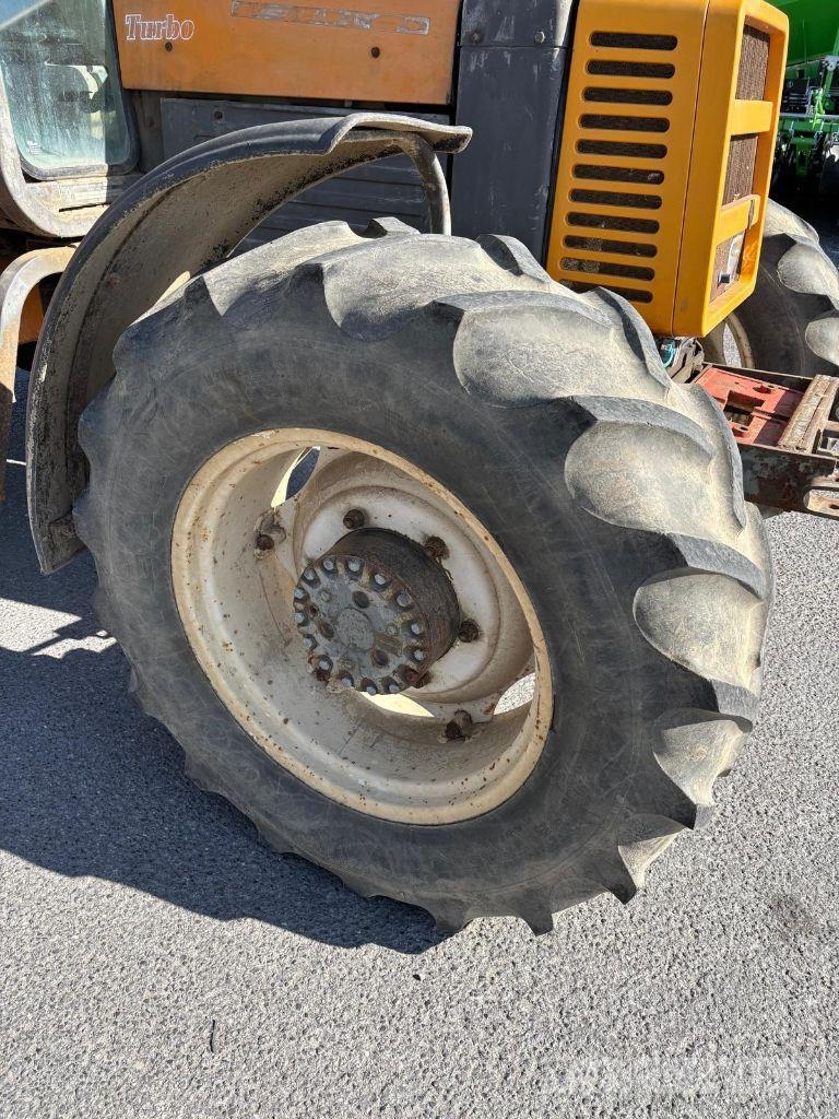 Renault 103-14 Traktorok