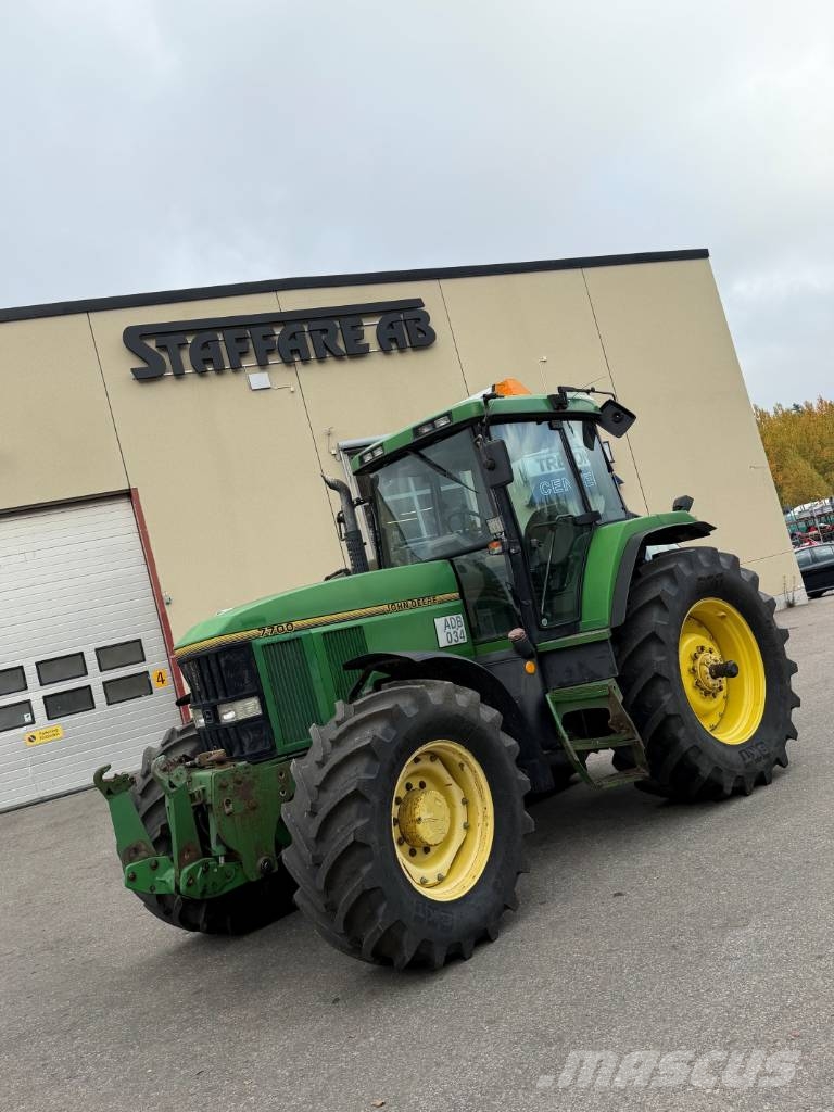 John Deere 7700 Traktoren