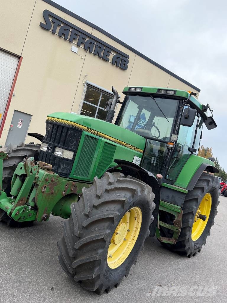 John Deere 7700 Traktoren