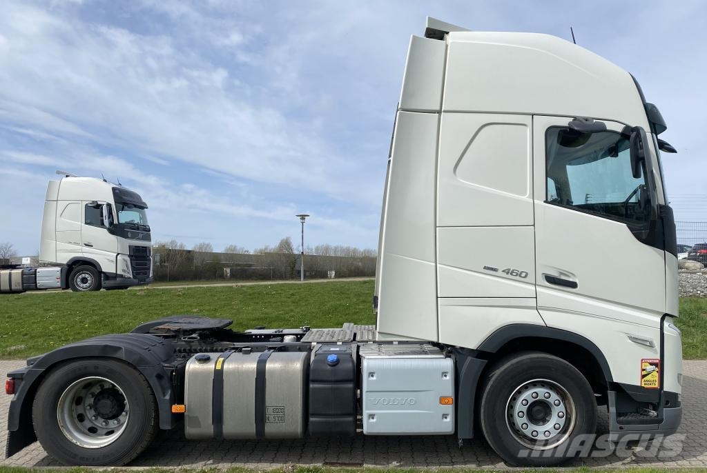 Volvo Vehicle Tractor 4x2 Standard Prime Movers