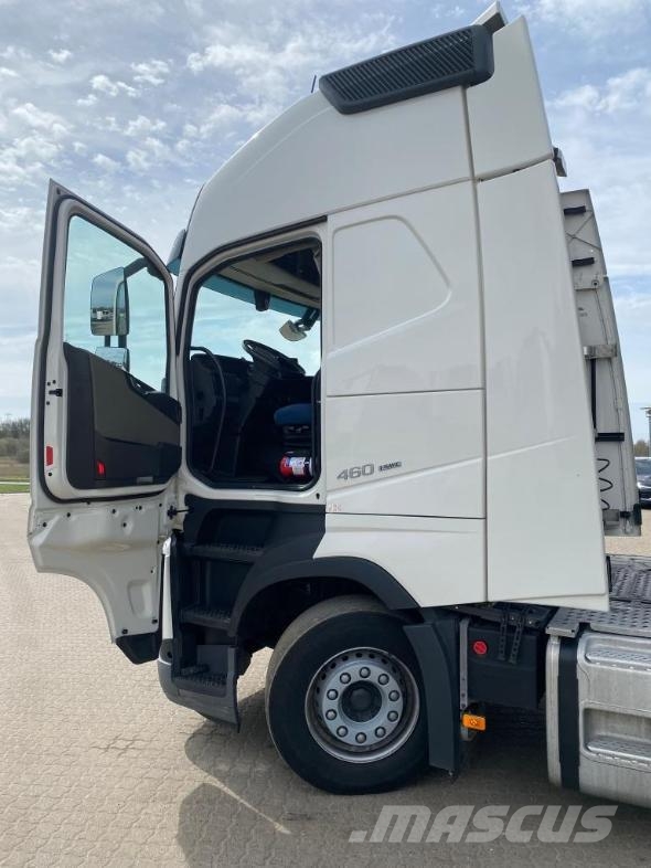 Volvo Vehicle Tractor 4x2 Standard Prime Movers