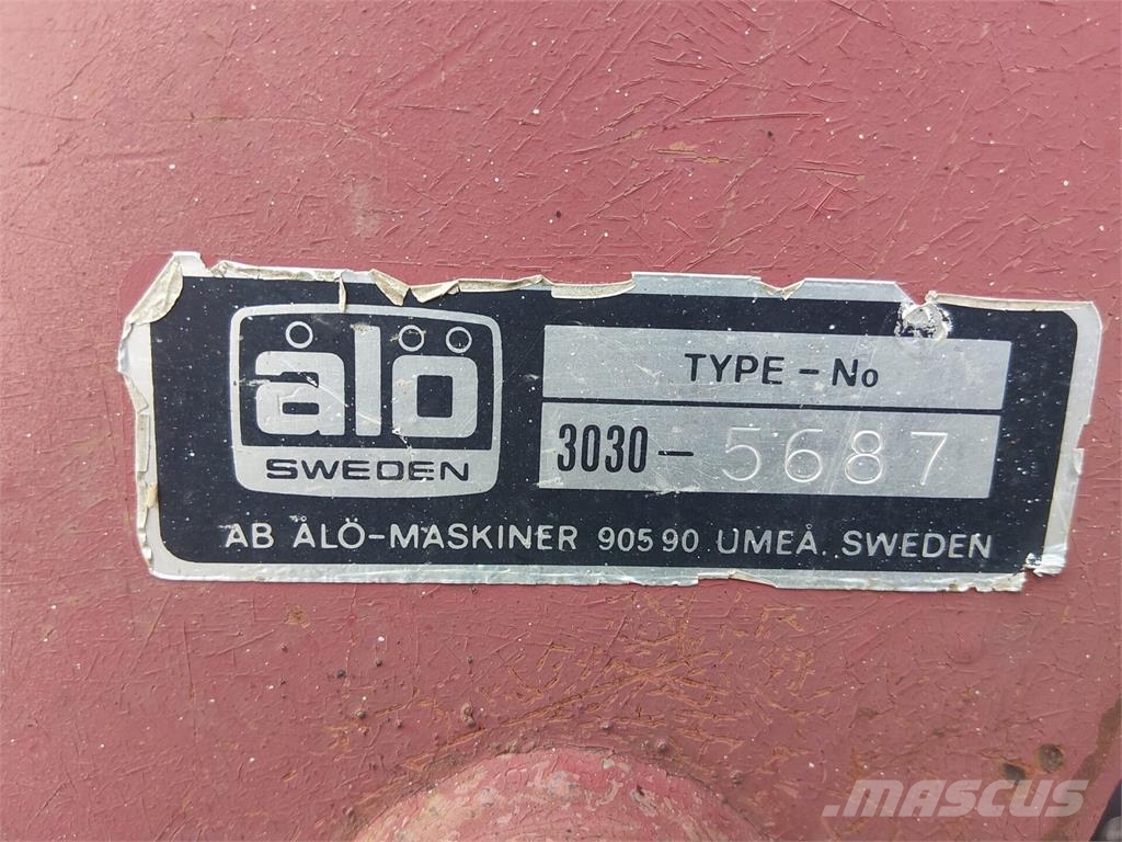 Massey Ferguson 675 トラクター